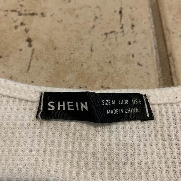 💜 SHEIN Waffle Knit Henley Top with Lace Sleeves size M - Picture 5 of 7